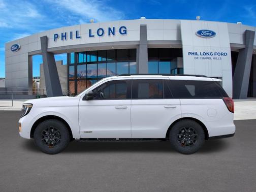 STAR WHITE MET TRI-COAT 2026 Ford Expedition Tremor