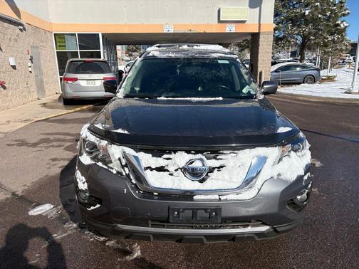 2020 Nissan Pathfinder Platinum 4WD