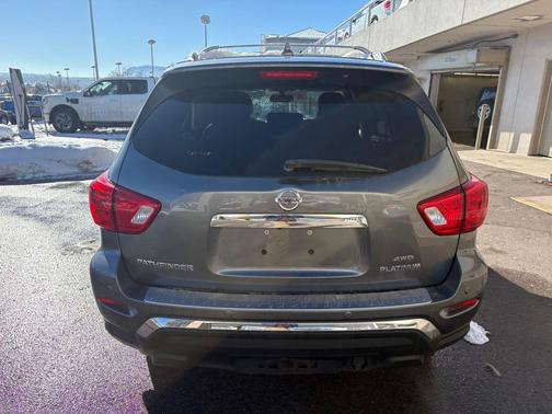 2020 Nissan Pathfinder Platinum 4WD