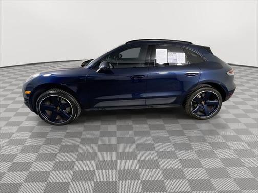 2021 Porsche Macan Base