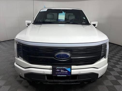 2023 Ford F-150 Lightning Platinum