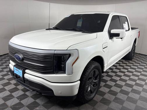 2023 Ford F-150 Lightning LARIAT