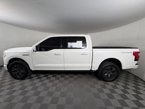 2023 Ford F-150 Lightning LARIAT