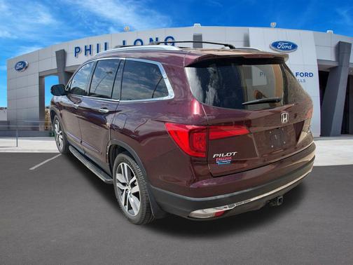 Dark Cherry Pearl 2017 Honda Pilot Touring
