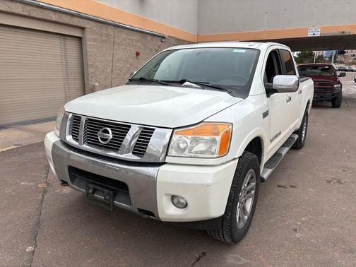 2015 Nissan Titan SL
