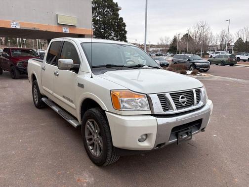 2015 Nissan Titan SL