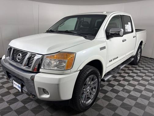 2015 Nissan Titan SL