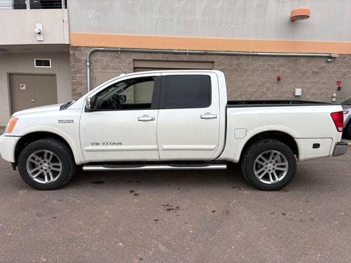 2015 Nissan Titan SL