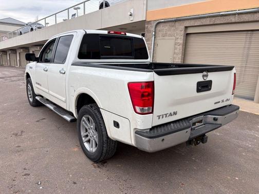 2015 Nissan Titan SL