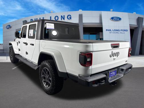 Bright White Clearcoat 2020 Jeep Gladiator Overland