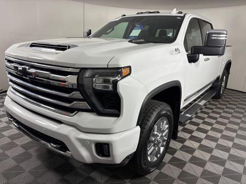 2024 Chevrolet Silverado 3500 High Country