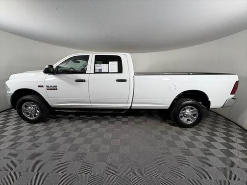 2018 RAM 2500 Tradesman Crew Cab 4x4 8' Box