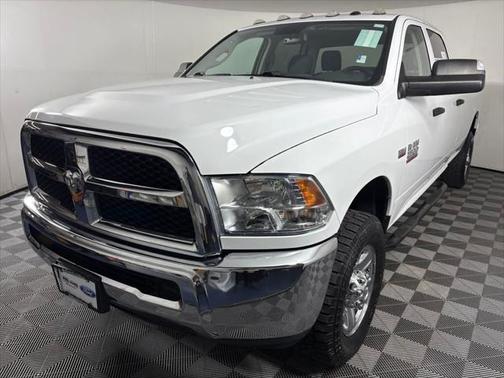 2018 RAM 2500 Tradesman Crew Cab 4x4 8' Box
