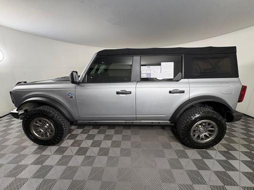 2022 Ford Bronco Black Diamond