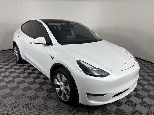 2024 Tesla Model Y Long Range Dual Motor All-Wheel Drive