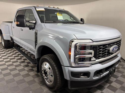 2025 Ford F-450 Platinum