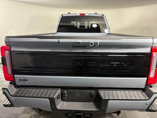 2025 Ford F-450 Platinum