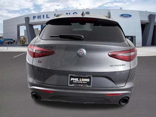 2020 Alfa Romeo Stelvio Ti Sport