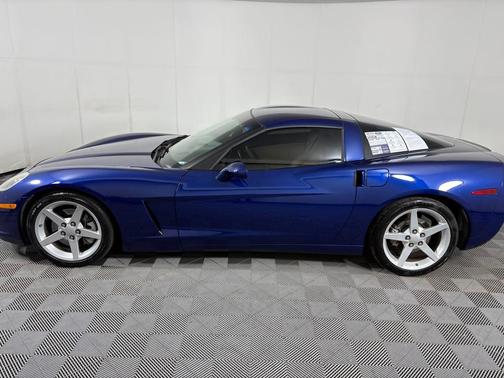 2005 Chevrolet Corvette Base