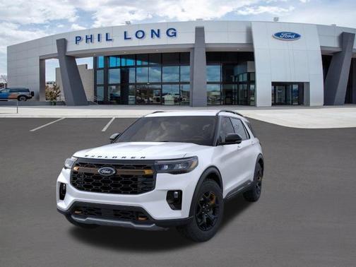 Star White Metallic Tri-Coat 2026 Ford Explorer Tremor