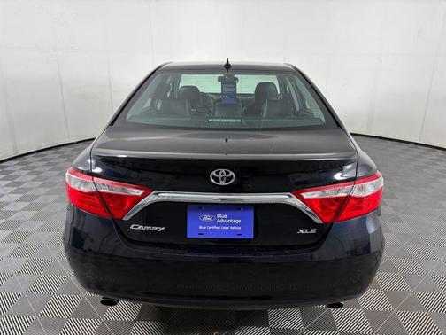2016 Toyota Camry XLE