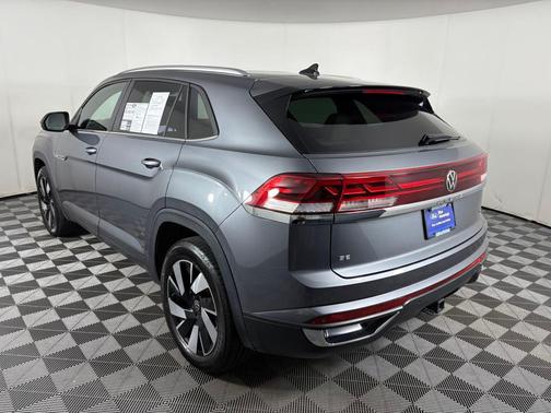 2024 Volkswagen Atlas Cross Sport 2.0T SE w/Technology 4MOTION