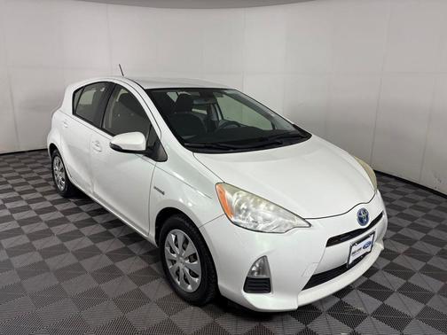 2014 Toyota Prius c Two