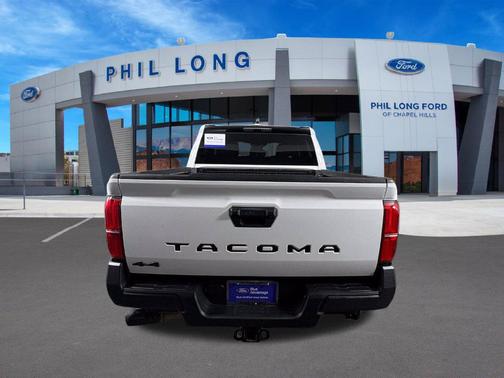 Ice Cap 2025 Toyota Tacoma SR