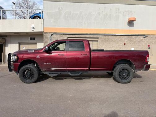 2019 RAM 3500 Big Horn Crew Cab 4x4 8' Box