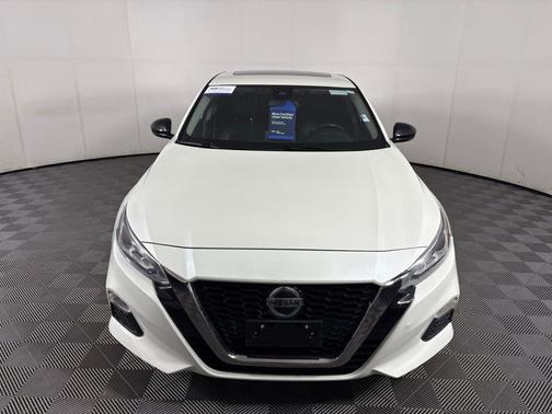2020 Nissan Altima SR Intelligent AWD