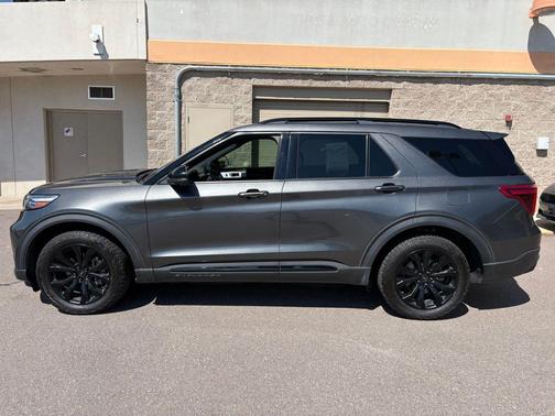 2020 Ford Explorer ST