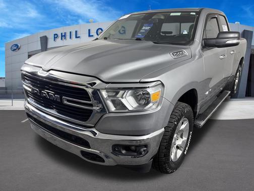 Billet Silver Metallic Clearcoat 2019 RAM 1500 Big Horn