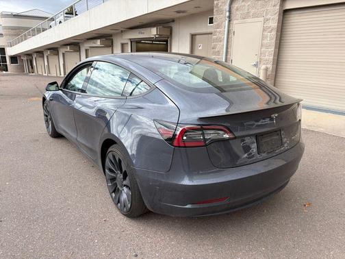 2023 Tesla Model 3 Performance