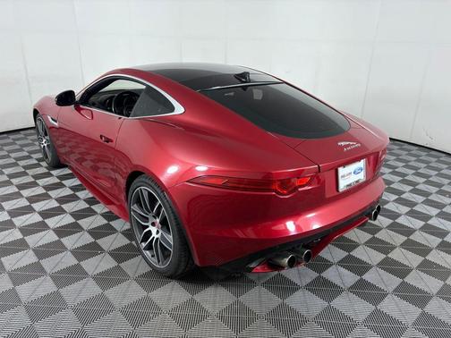 2017 Jaguar F-TYPE R