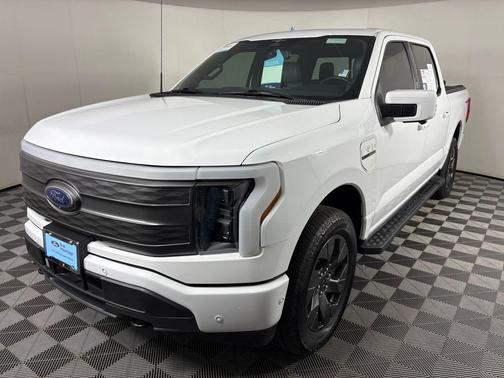 OXFORD WHITE 2023 Ford F-150 Lightning Pro