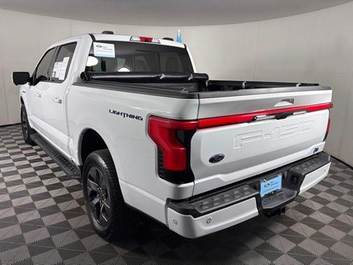 OXFORD WHITE 2023 Ford F-150 Lightning Pro