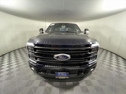 2025 Ford F-350 Platinum
