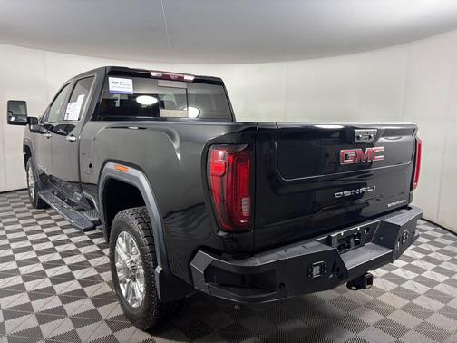 2021 GMC Sierra 2500 Denali