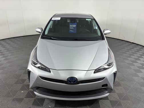 2019 Toyota Prius LE