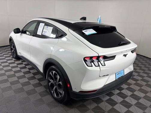 2024 Ford Mustang Mach-E Select