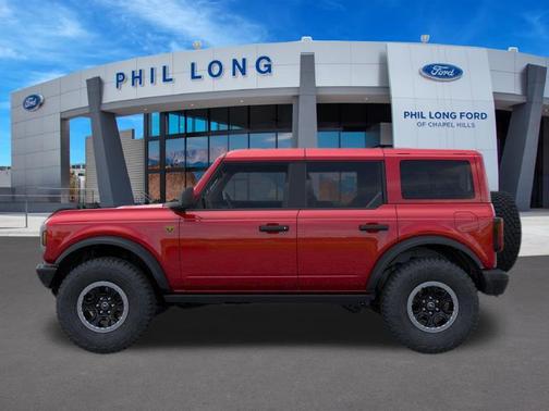 RUBY RED MET TNTD CLEARCOAT 2026 Ford Bronco Badlands