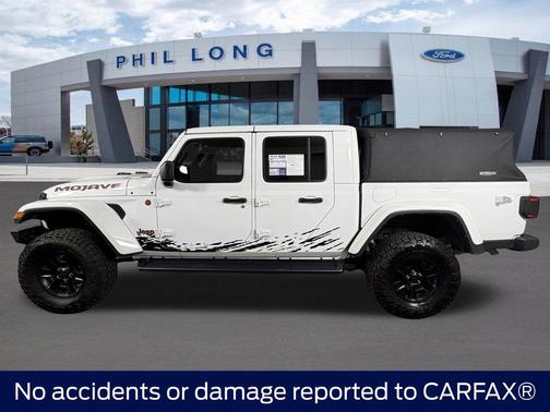 Bright White Clearcoat 2021 Jeep Gladiator Mojave 4x4