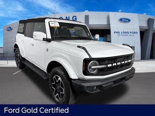 OXFORD WHITE 2022 Ford Bronco Outer Banks