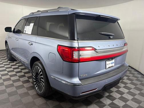 2018 Lincoln Navigator Black Label