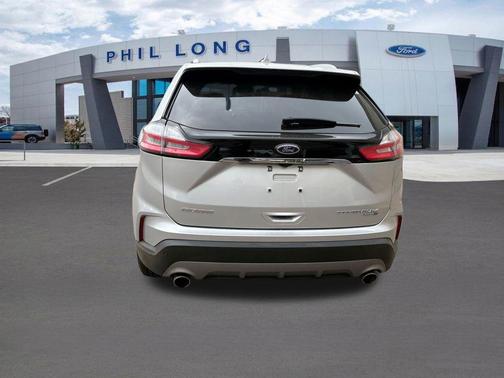 INGOT SILVER METALLIC 2019 Ford Edge Titanium