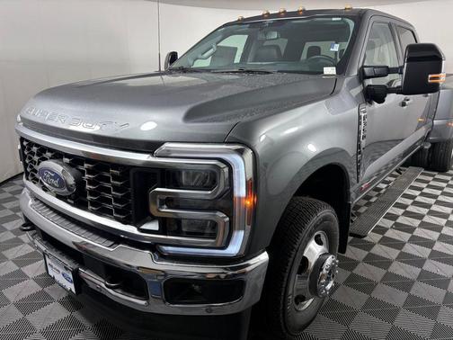 2025 Ford F-350 Lariat