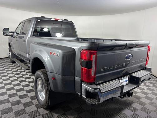 2025 Ford F-350 Lariat