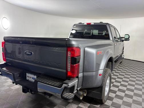 2025 Ford F-350 Lariat