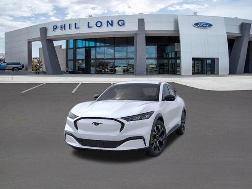 STAR WHITE MET TRI-COAT 2026 Ford Mustang Mach-E Select