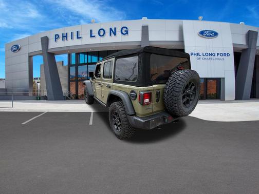 41 2025 Jeep Wrangler 4xe Willys